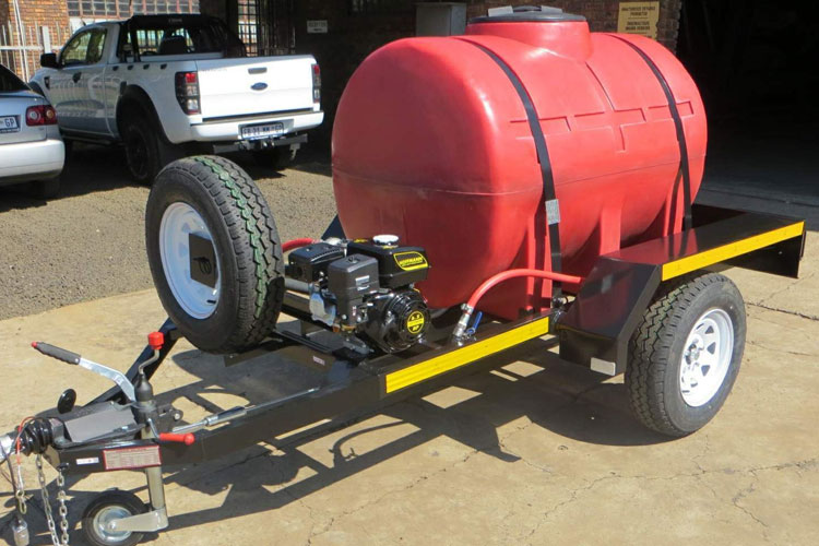 MMFab-1000-L-Water-Trailer