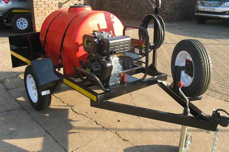 MMFab-Pressure-Washing-Trailer