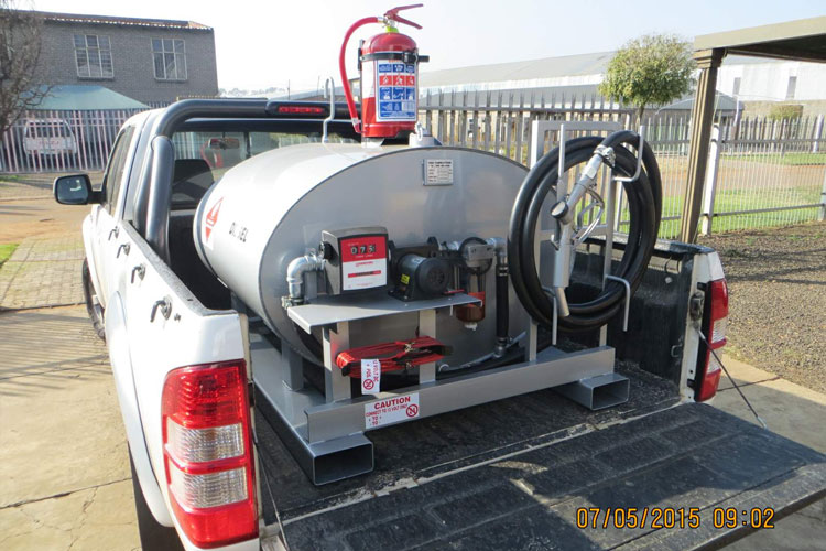 MMFab-500-L-Bakkie-Skid-Tank-1